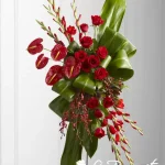 The FTD Sweet Thought Standing Spray