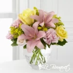 Le Bouquet FTD Tout en Douceur™ par Vera Wang
