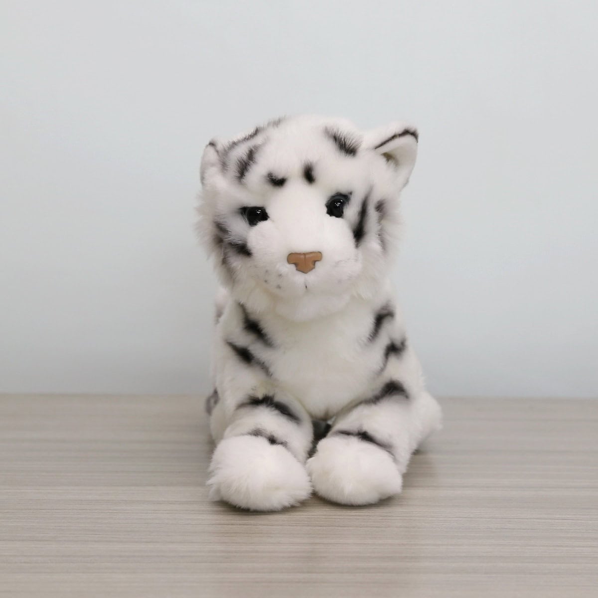 Silky the Magestic White Tiger