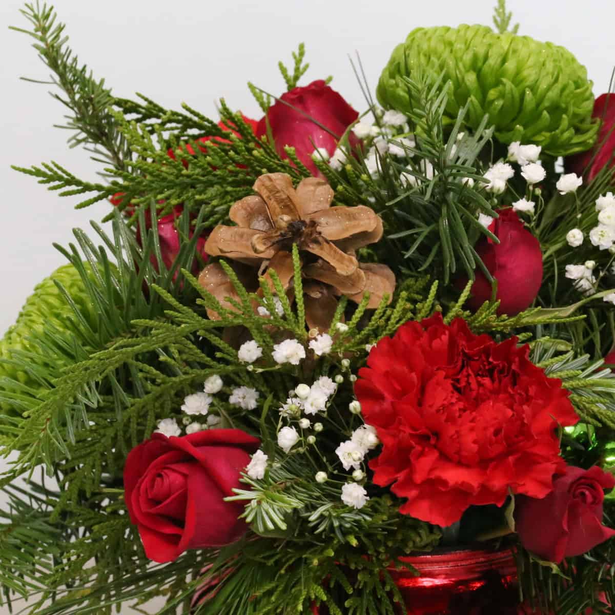 Holiday Ornament Arrangement – Christmas Floral Centerpiece | Le Bouquet