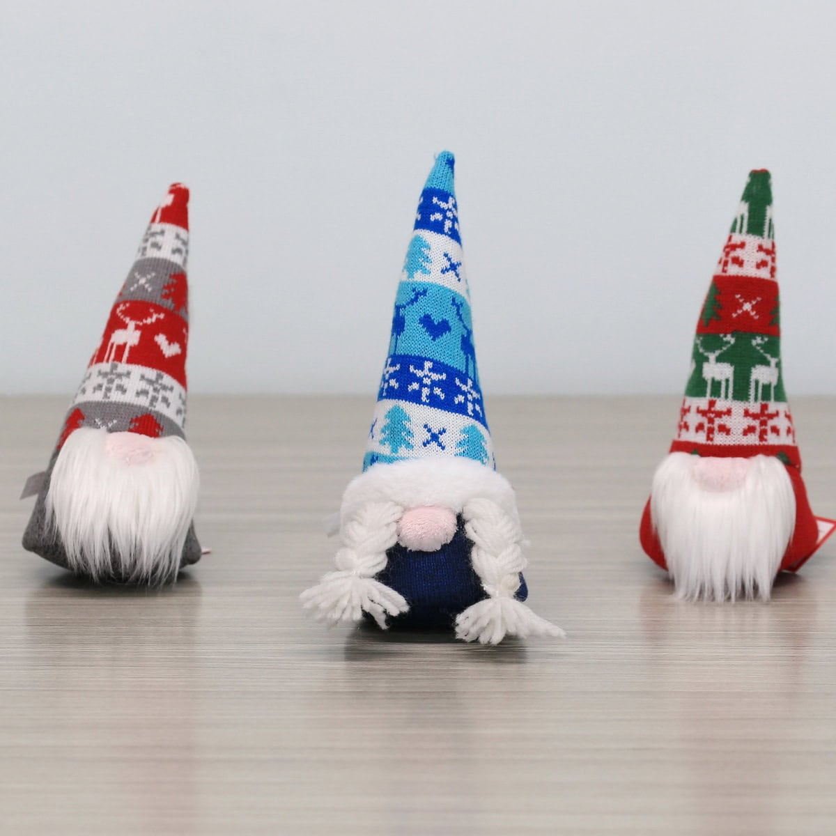 PLU-9838 Holiday gnome