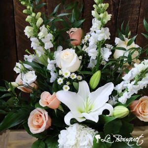 Anniversary &amp; Engagement Flowers in Montreal